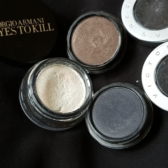 High End Eyeshadow Bundle - Picture 2 of 3